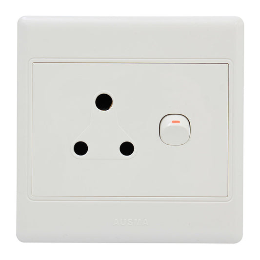 1 x 16A 100mm x 100mm Plastic Wall Socket
